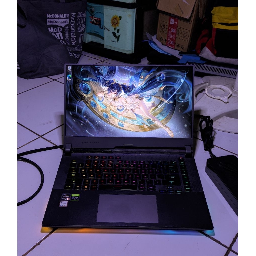 ASUS ROG Strix RTX 3070Ti 8GB Ryzen 7 6800H 24GB RAM 1TB SSD