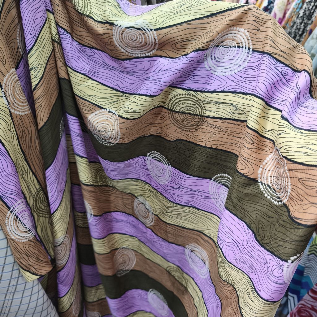 Kain Shakila Printed Motif Garis Spiral Unik– Tekstur Mewah, Elegan, dan Mengembang untuk Kebaya, Ga