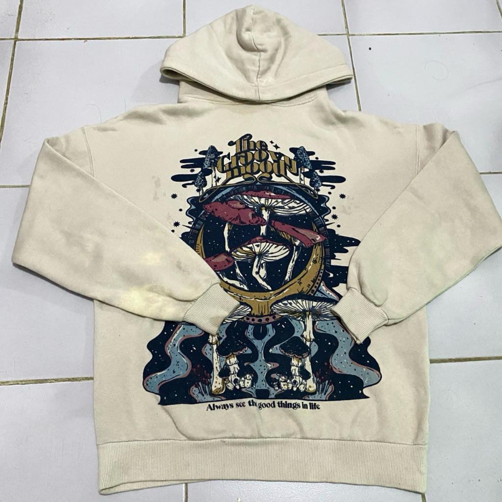 preloved hoodie pull & bear