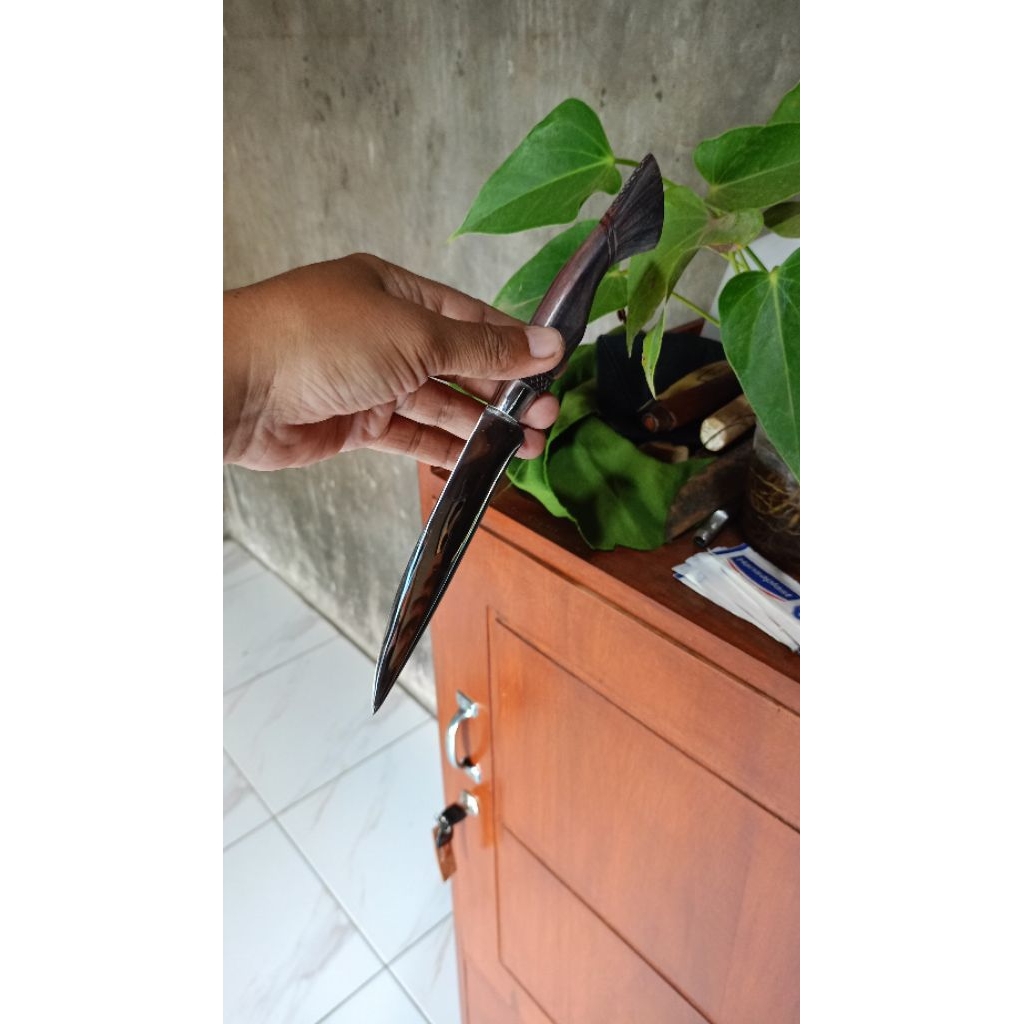 pisau kecil model ikan gupi baja hss