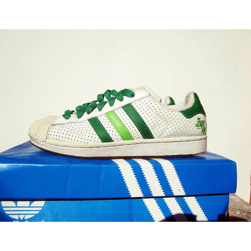 Adidas Adicolor Limited Edition Staten Island NYC Green Series  Size 6uk 40 eur  Used condition