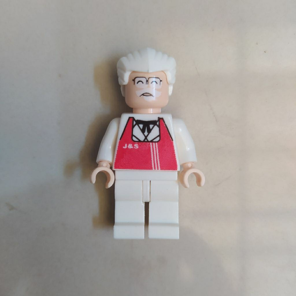 Mainan Action Figure Kolonel Sanders KFC Mini