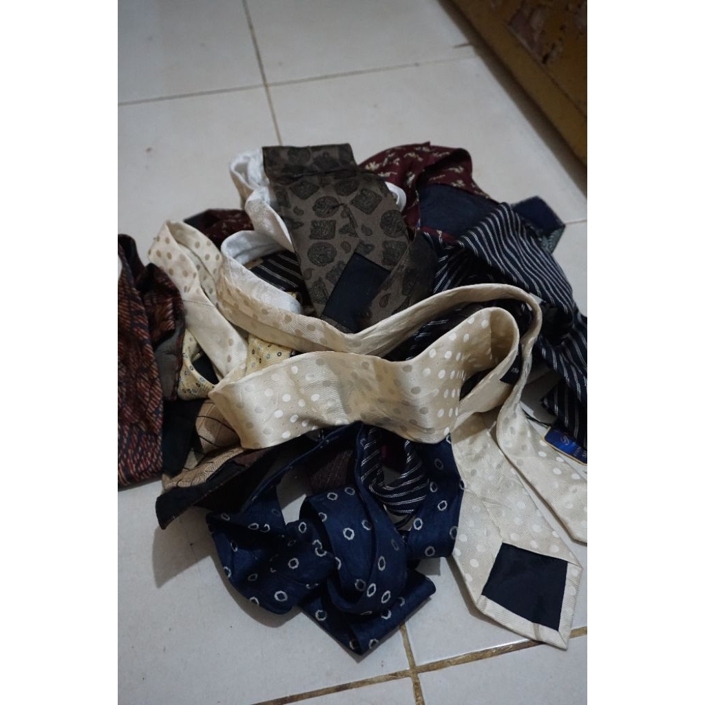 Dasi Preloved
