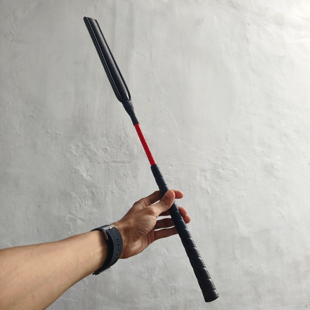 Cambuk Whip Jockey Racing Pacuan Balap Kuda Horse Saddlery 68cm Std