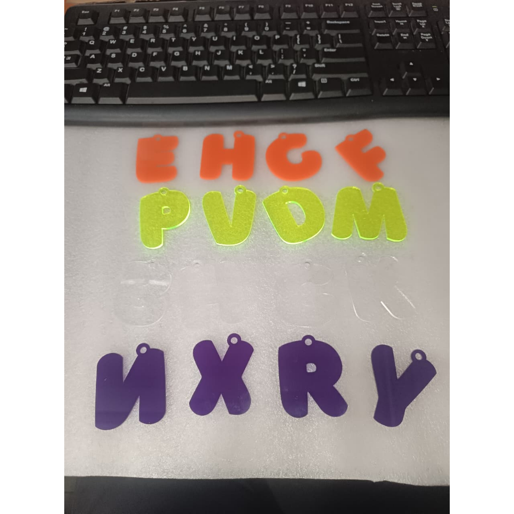GANTUNGAN KUNCI HURUF / HURUF AKRILIK 2MM GANCI GANTUNGAN SOUVENIR
