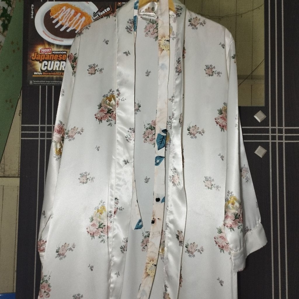 KIMONO PANJANG SATIN SILK PREMIUM SUSAN AUSSIE