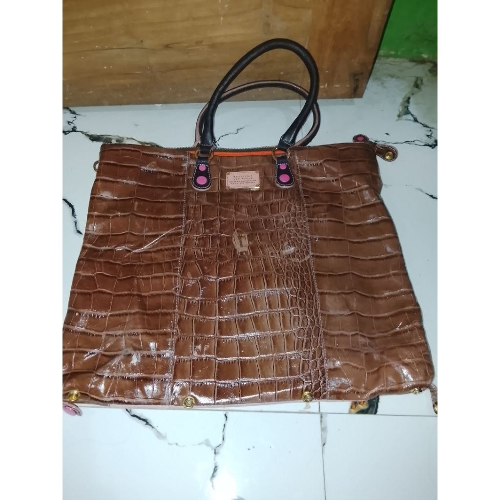 Tas Kulit Asli Brera