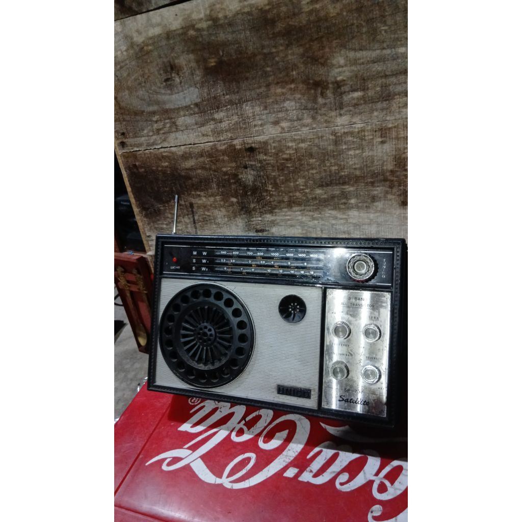 Rak kaset pita 145k jadul antik kuno lawas vintage display