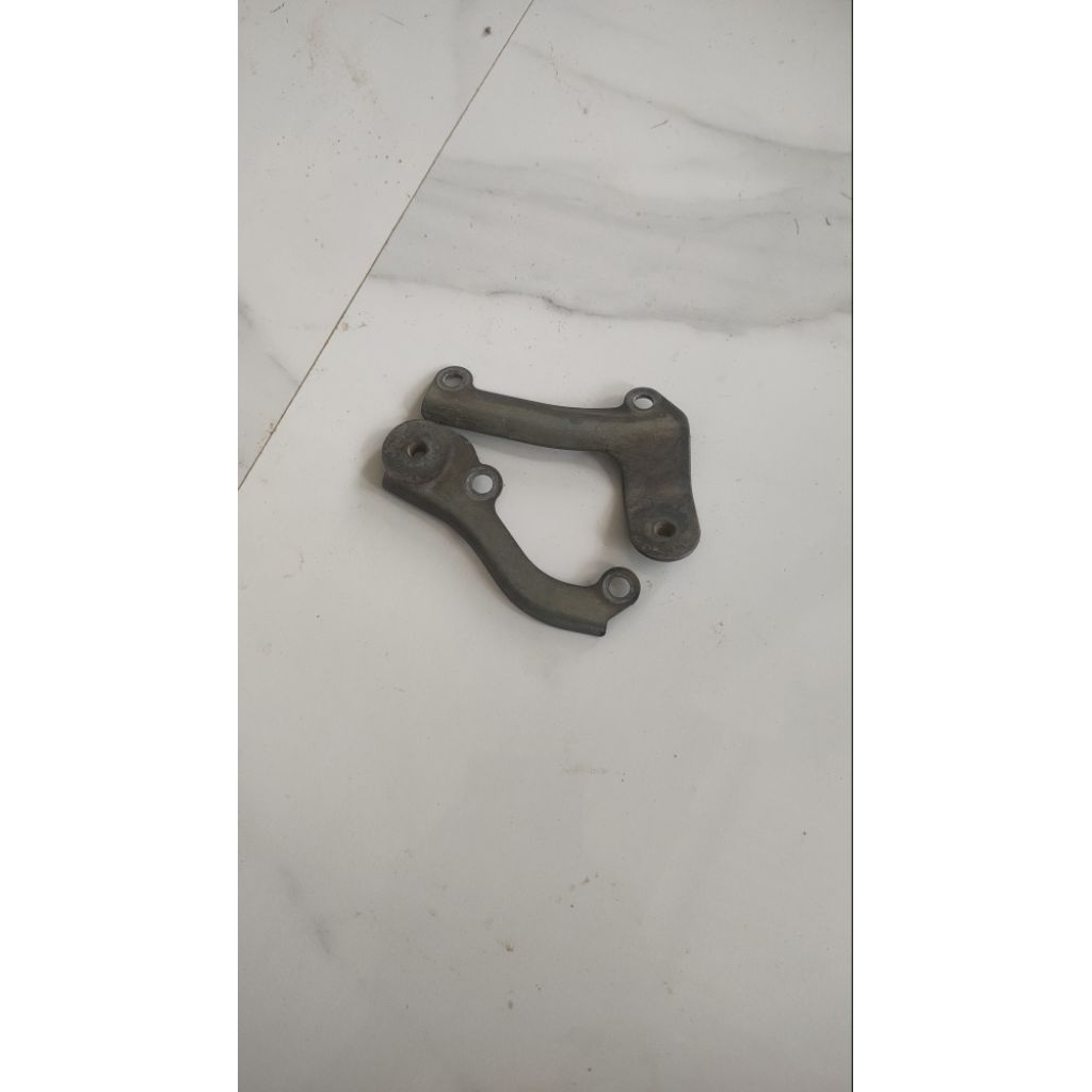 breket dudukan sayap satria Fu facelift original copotan