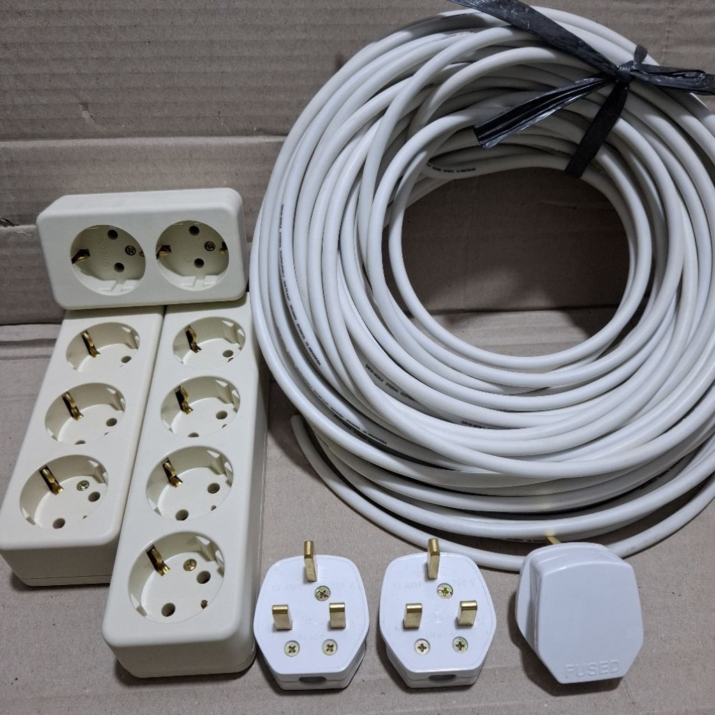 Stop kontak terminal colokan kaki 3 travel Arab Saudi Umroh