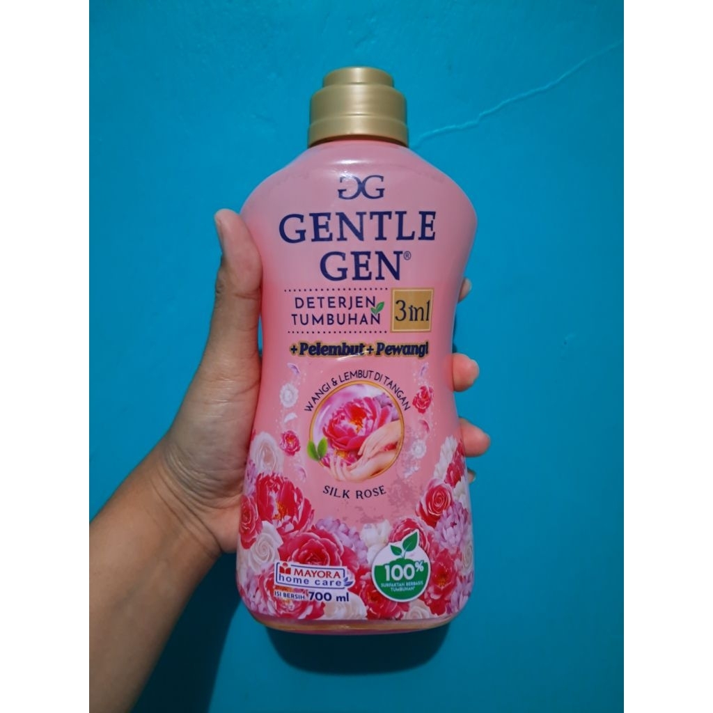 Gentle Gent Botol Deterjen Cair Konsentrat 700ml