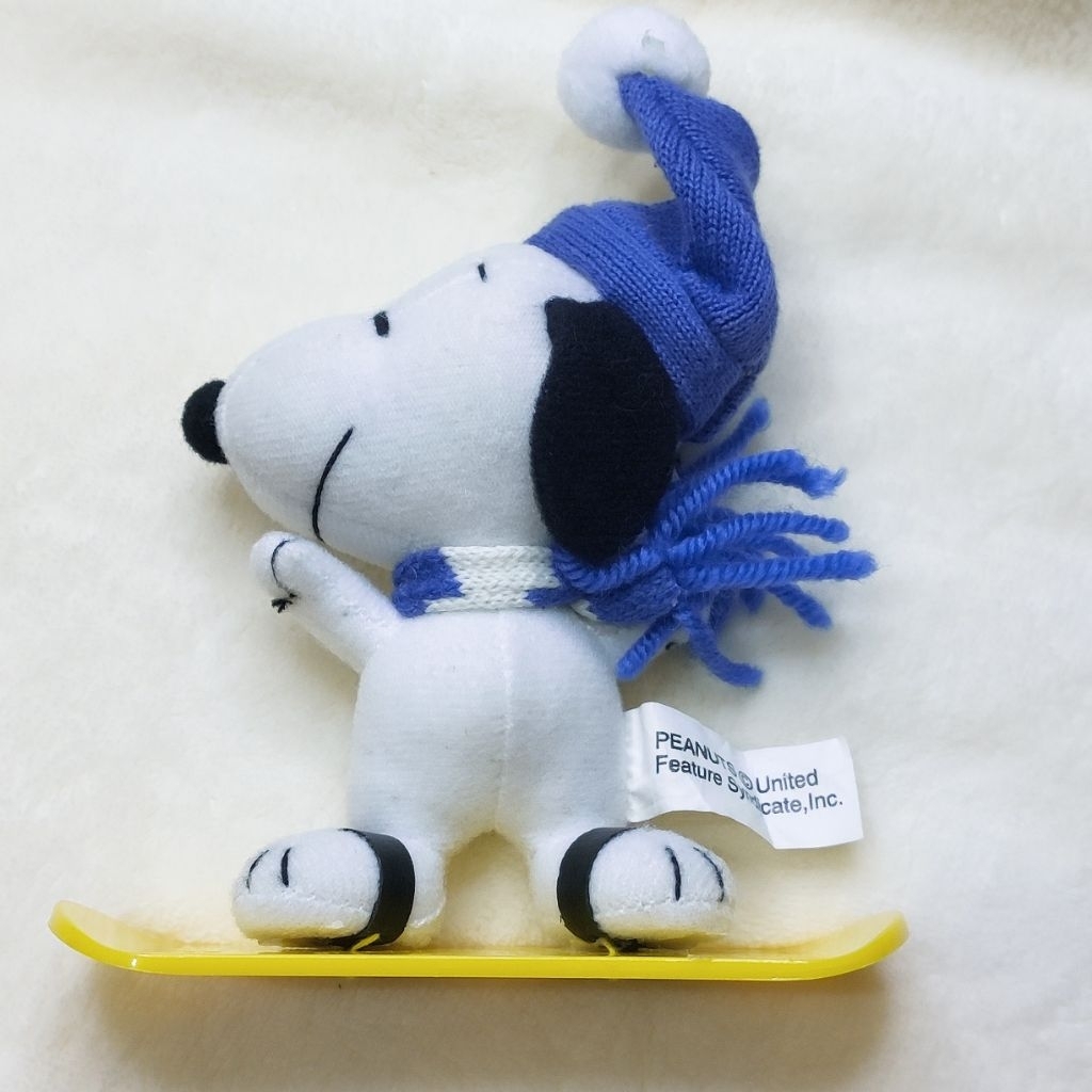 Gantungan kunci snoopy ski original peanuts