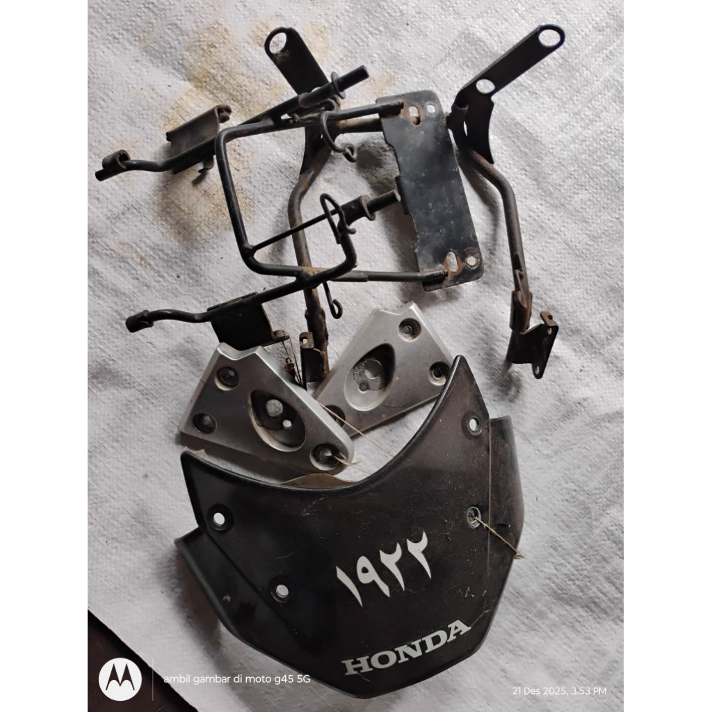 breaket visor plus kupingan Tiger Revo 2008