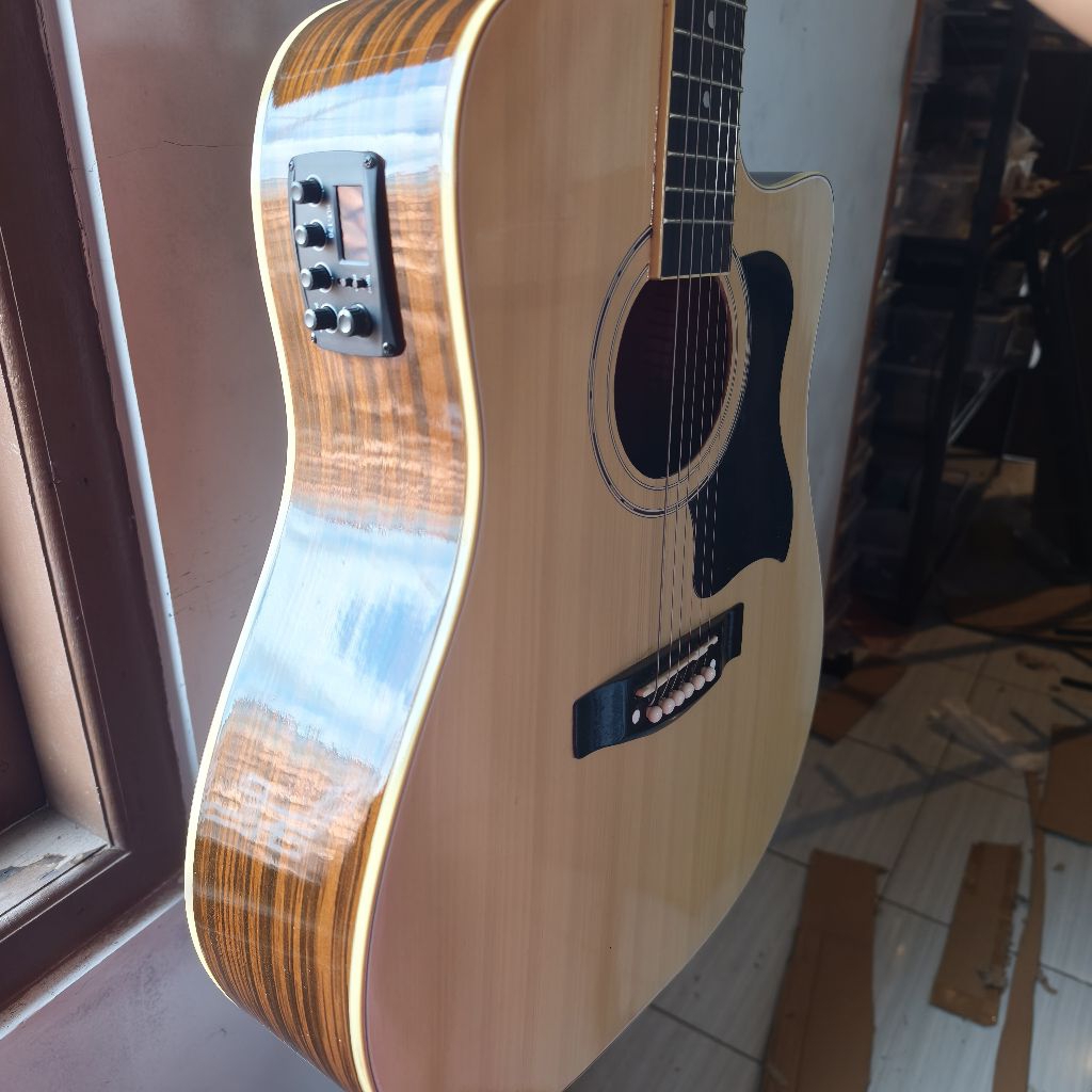 GITAR AKUSTIK LISTRIK TUNER NECK UTUH TANPA SAMBUNGAN