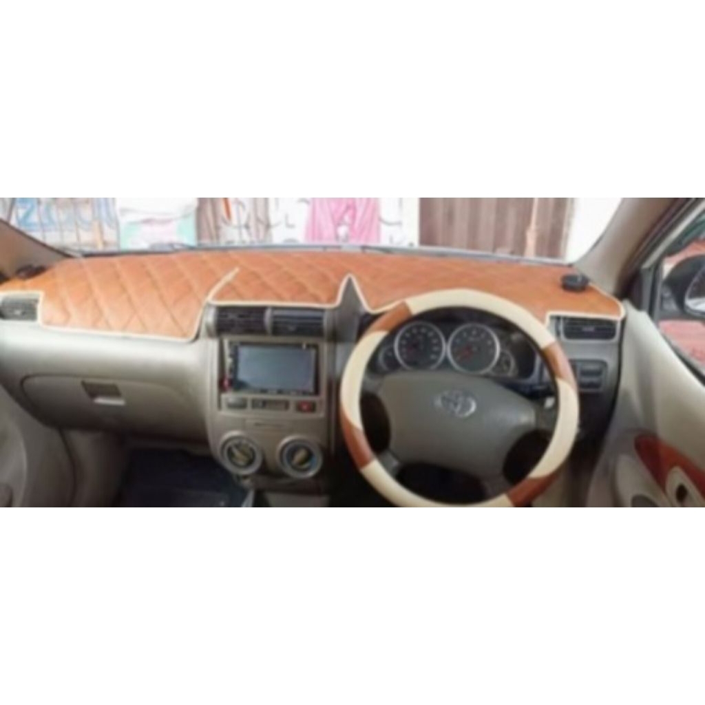 Alas pelindung Dashboard mobil Avanza lama