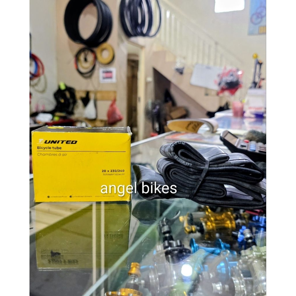 Ban Dalam Sepeda Ukuran 20 x 2.30 / 2.40 UNITED