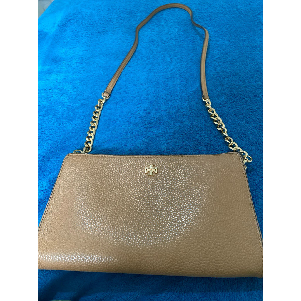 Branded sling bag Tori Burch