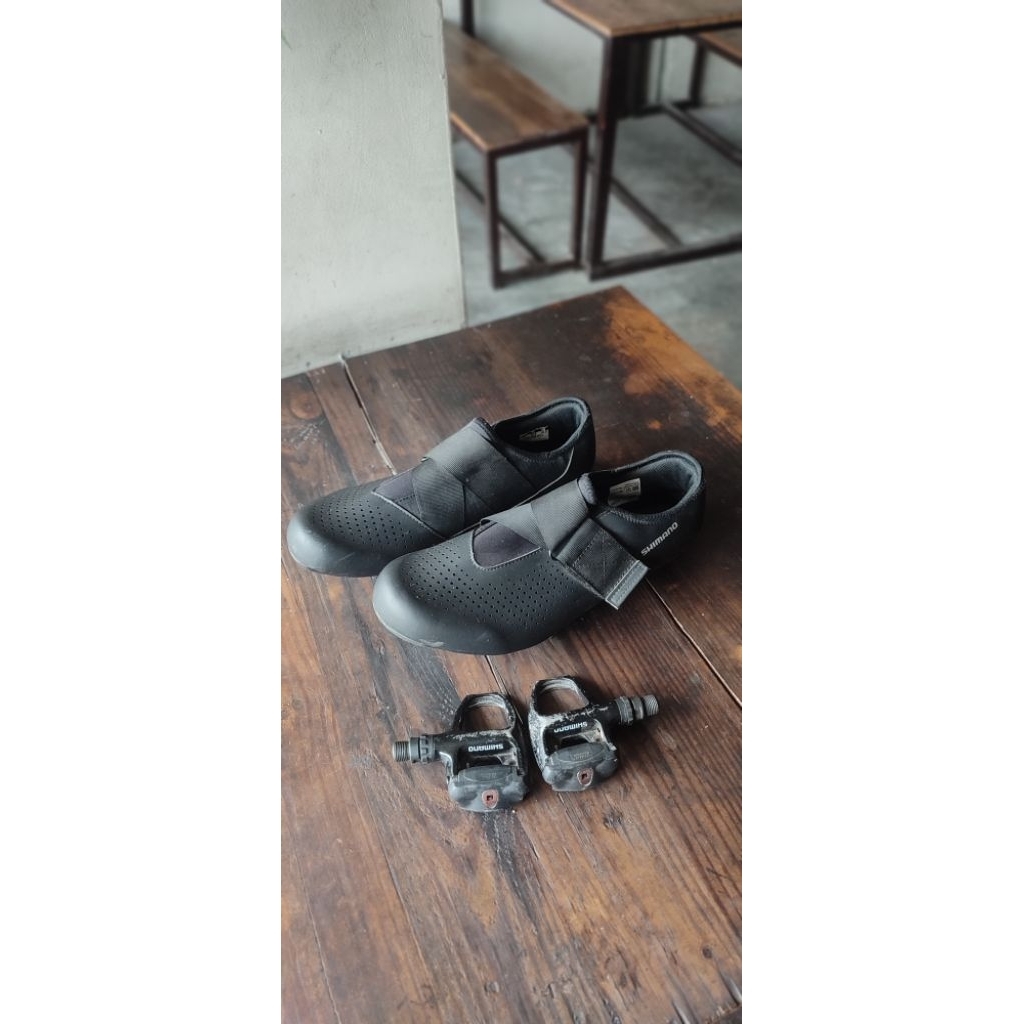 sepatu cleat shimano dan pedal cleat shimano