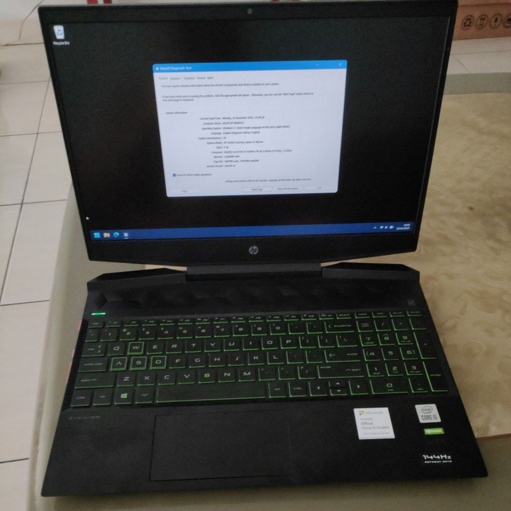 HP Pavilion Gaming 15 DK1064TX