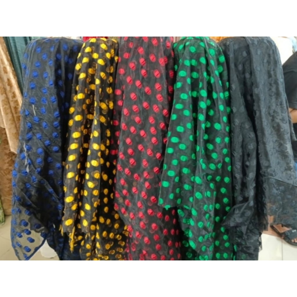 kain/bahan organza hitam polkadot warna warni