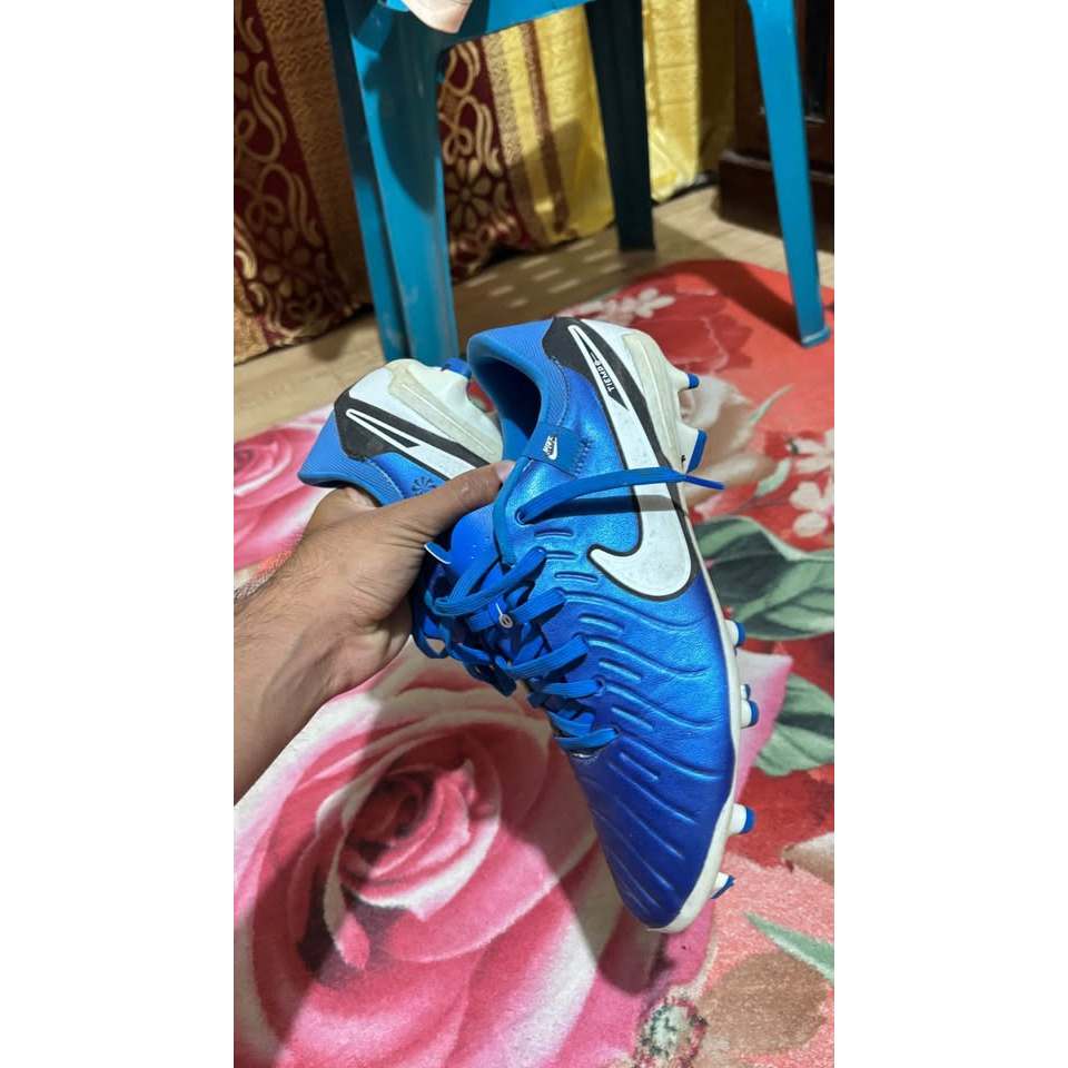 SEPATU SEPAK BOLA NIKE TEMPO LEGEND