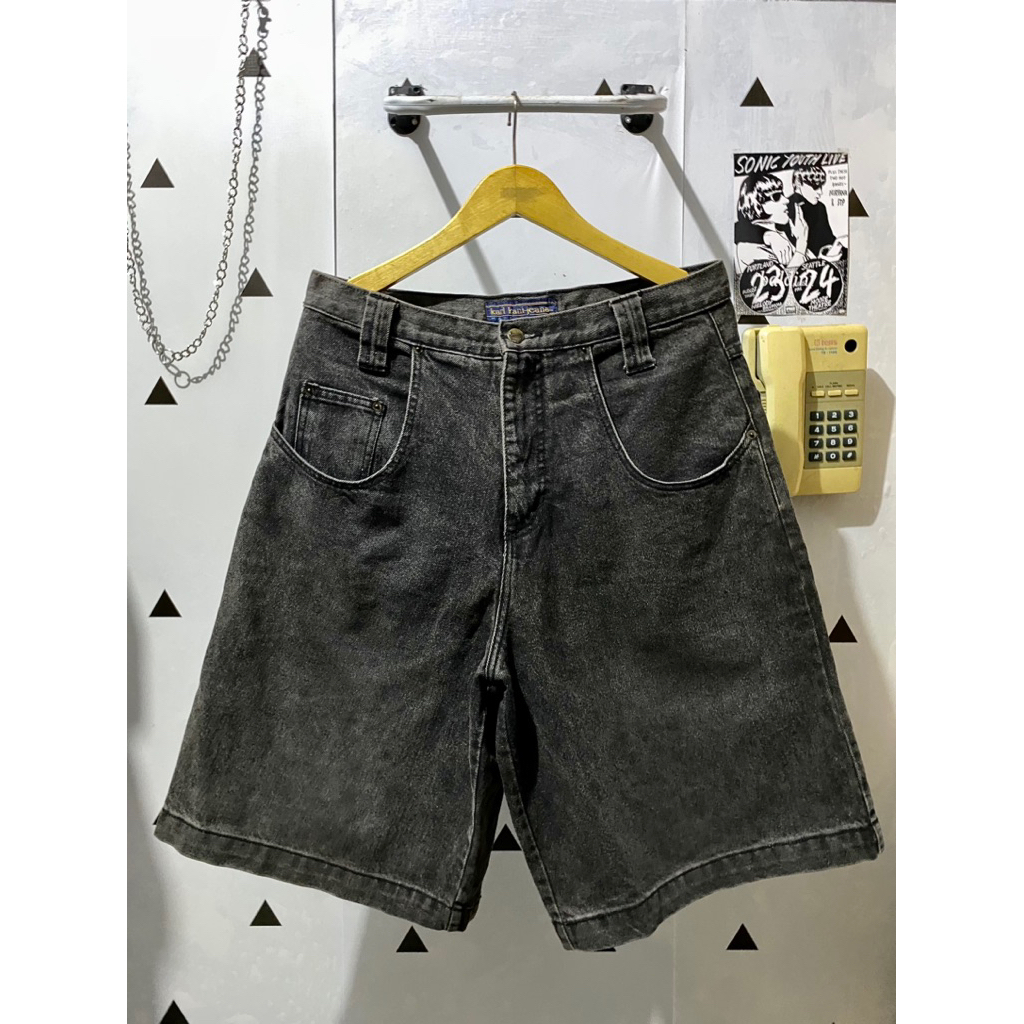 Karl Kani “Vintage” Jorts