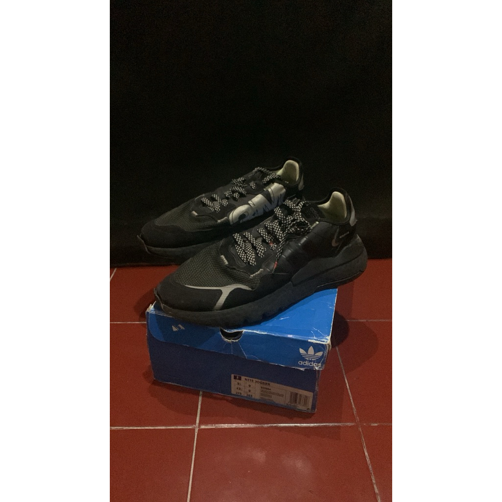 DIJUAL CEPAT SEPATU ADIDAS NITE JOGGER X 3M BLACK GLOW IN THE DARK (Art: EE5884) SIZE 43.5/27.5CM OR
