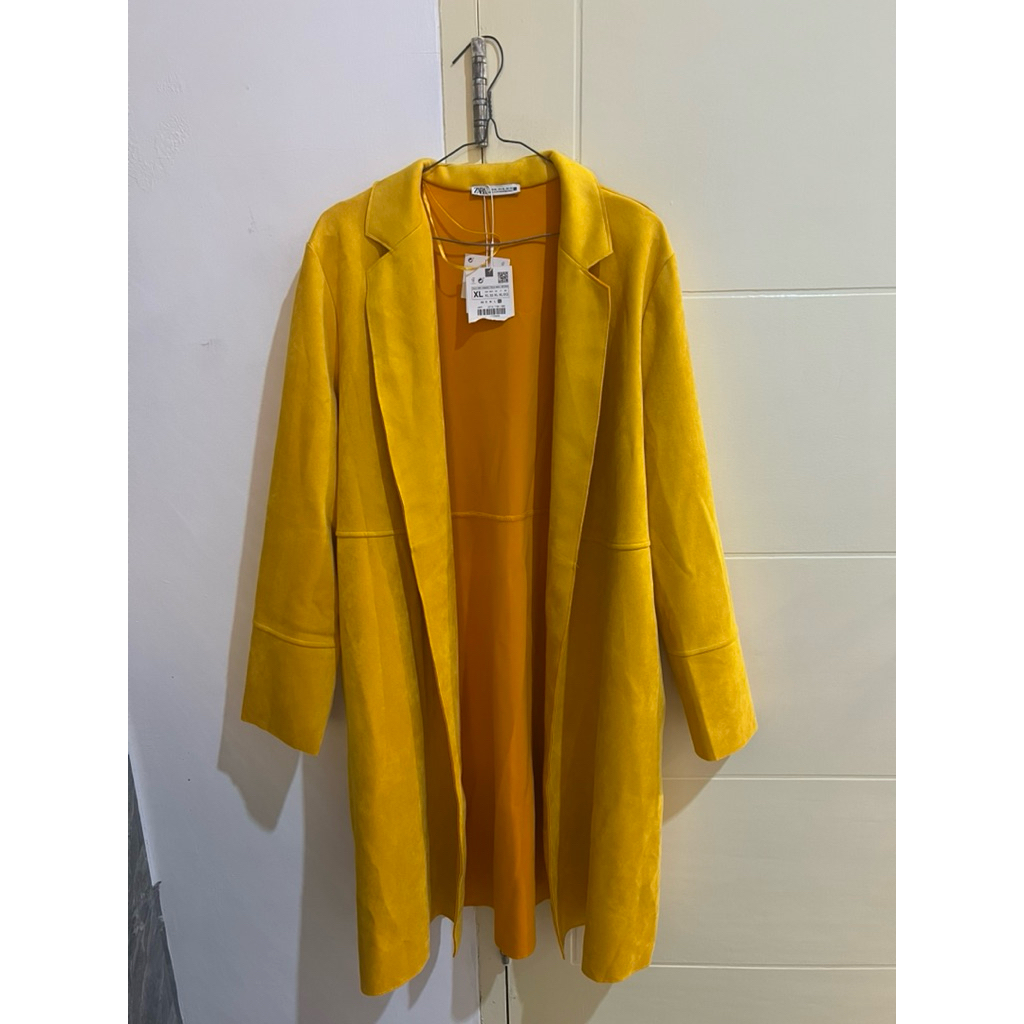 ZARA COAT VELVET YELLOW SIZE XL WOMEN
