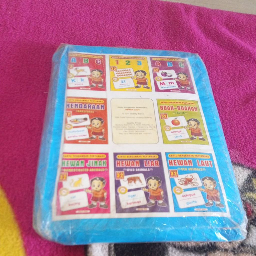 Buku Kartu Bergambar Pertamaku - Hewan Laut