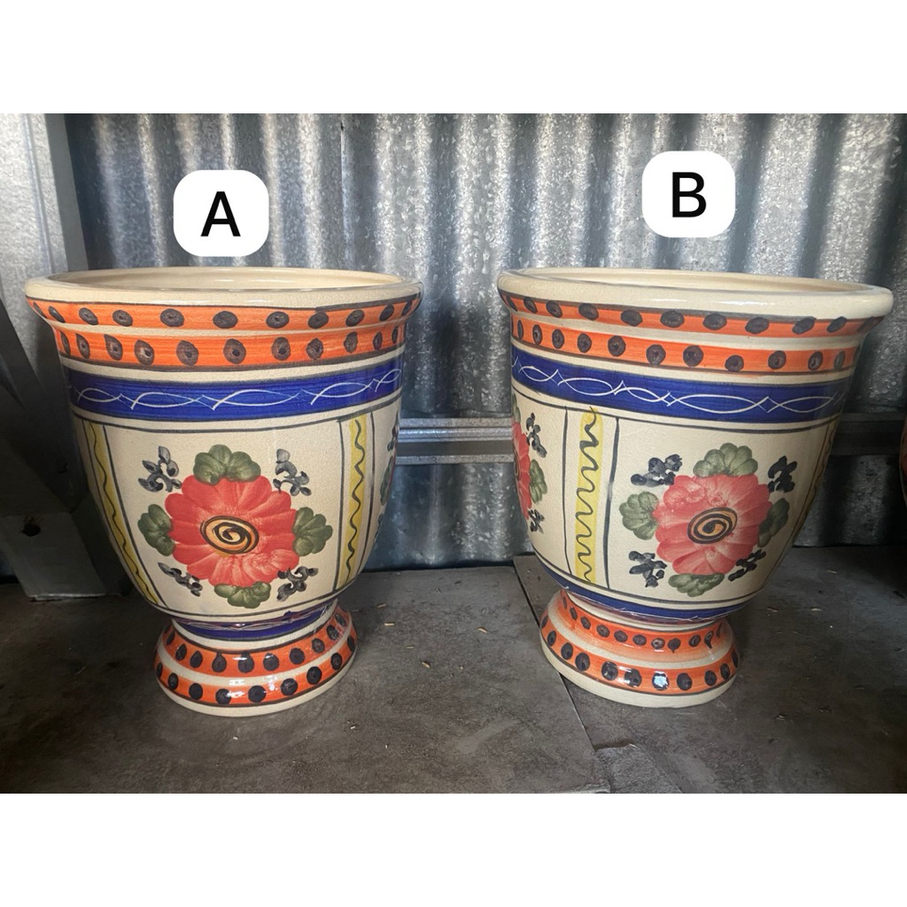 pot keramik lokal piala tinggi