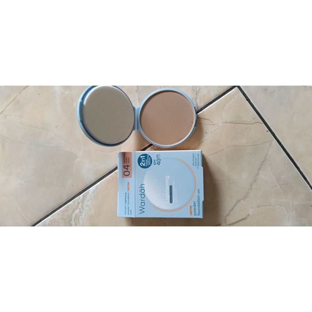 Bedak Padat WARDAH