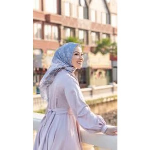 SALE HIJAB - SALE SCARF KLAMBY DAN Ria MIRANDA  WITH BOX - MASIH BARU