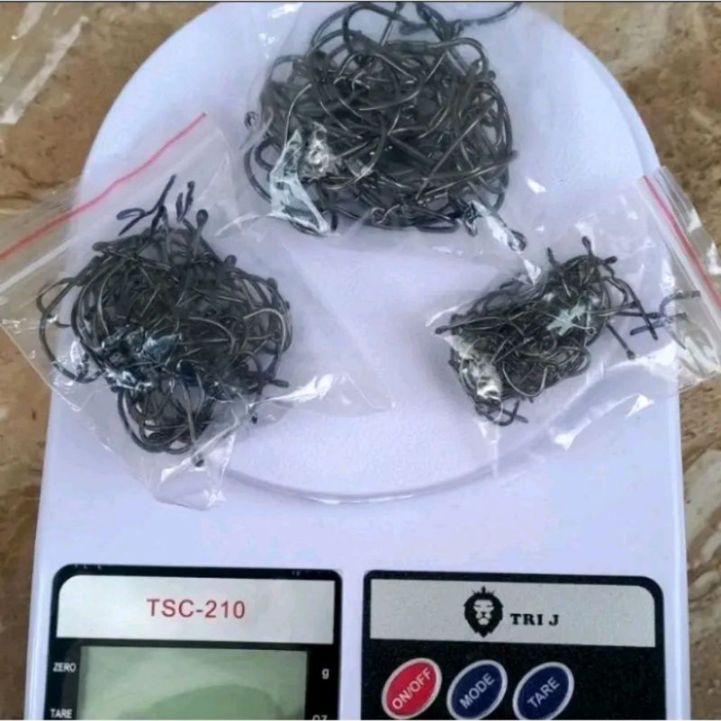 Mata Kail Sircle Hook Baja Kuat Anti Melar Isi 7 Pcs Desain Lingkaran Offset untuk Pancing Dasar Lau