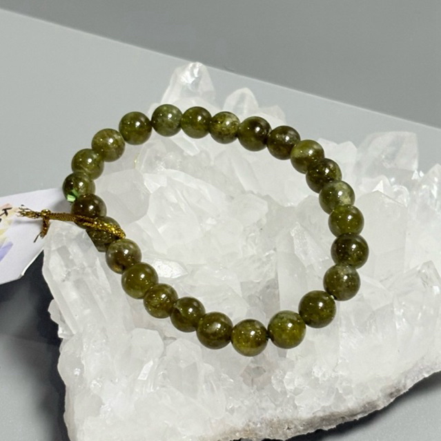 Gelang Kristal Green Garnet