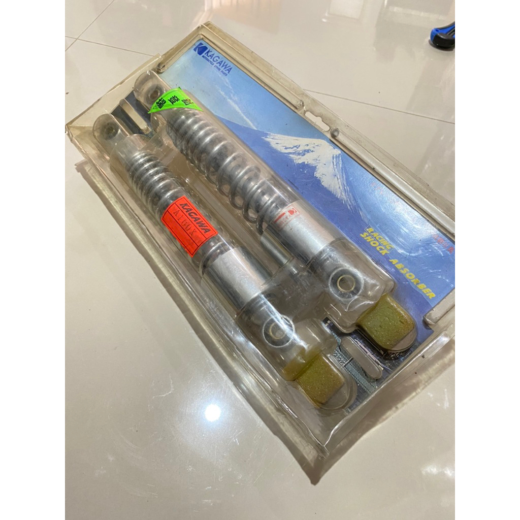 SHOCK SHOCKBREAKER BELAKANG SUZUKI A100 A 100 NOS