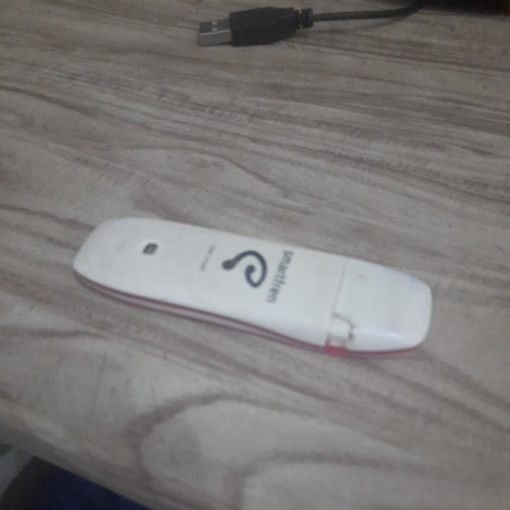 MODEM SMARTFREN CE682 USB BEKAS | NYALA | CDMA SUDAH NONAKTIF | TIDAK BISA INTERNET