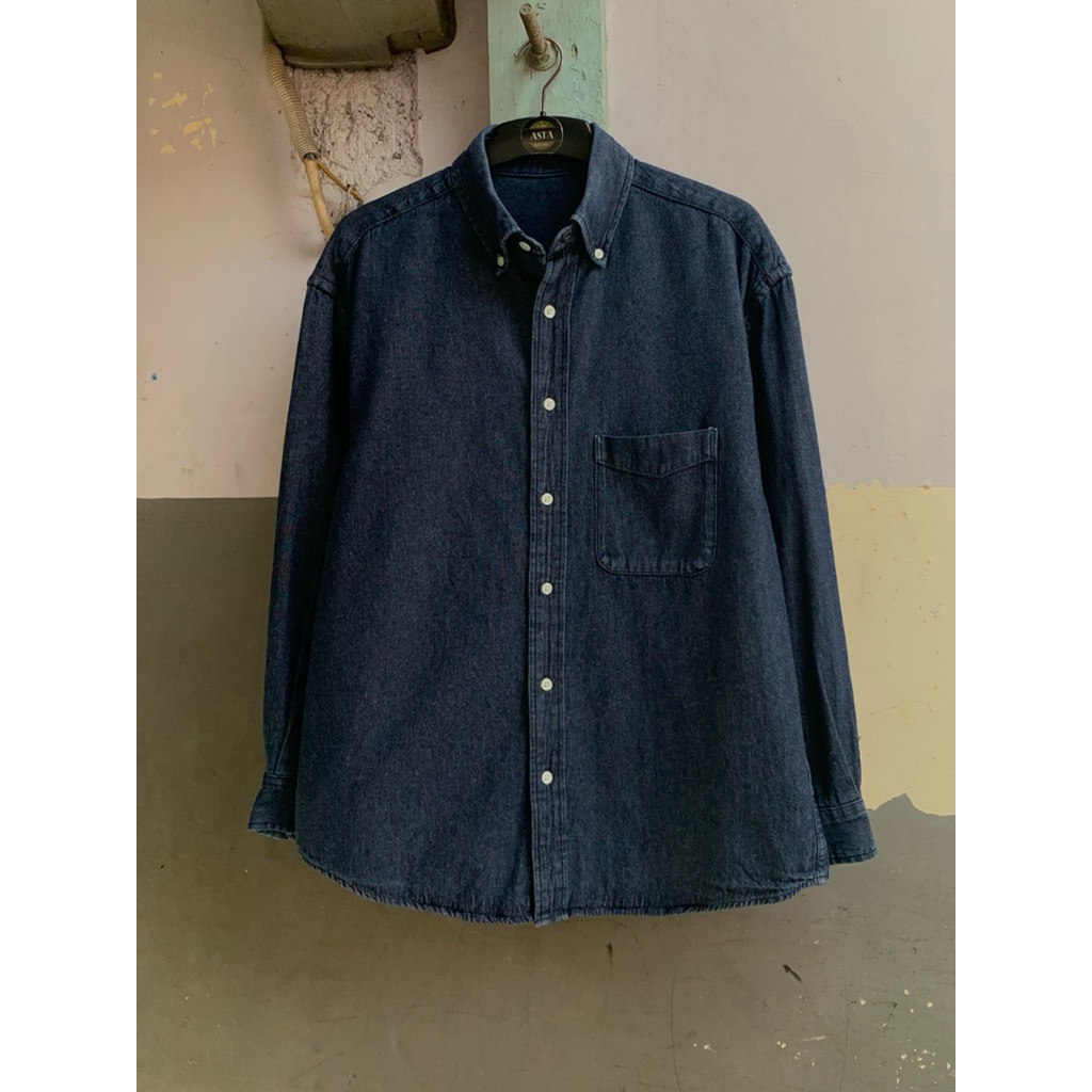 kemeja denim pria GU lengan panjang