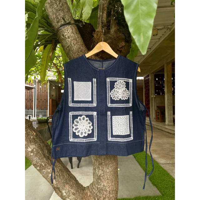 Klara denim vest - (denim vest,Vest Denim Wanita Bordir 3D Premium, Outer Jeans Kekinian, Rompi Deni