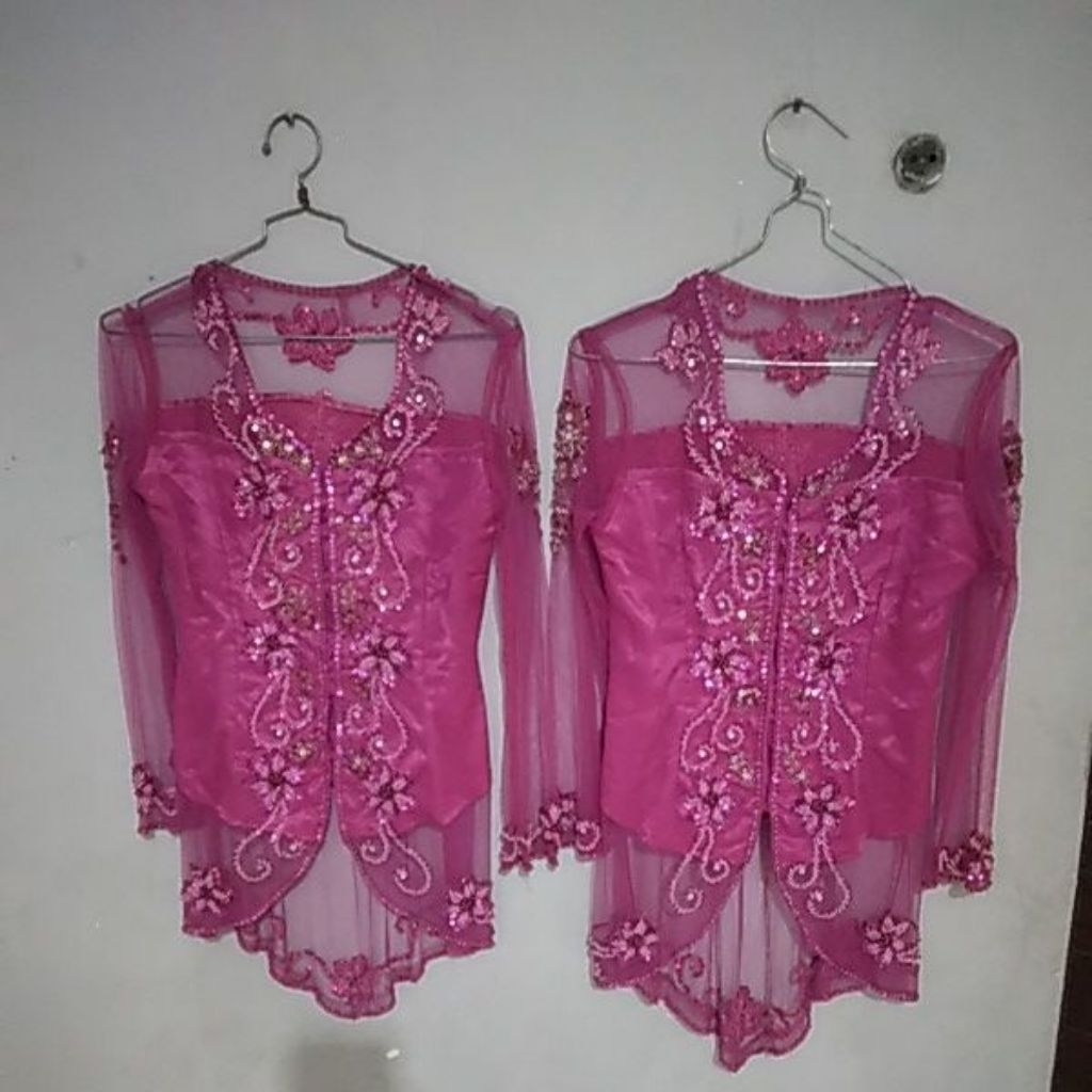 Kebaya Payet Preloved
