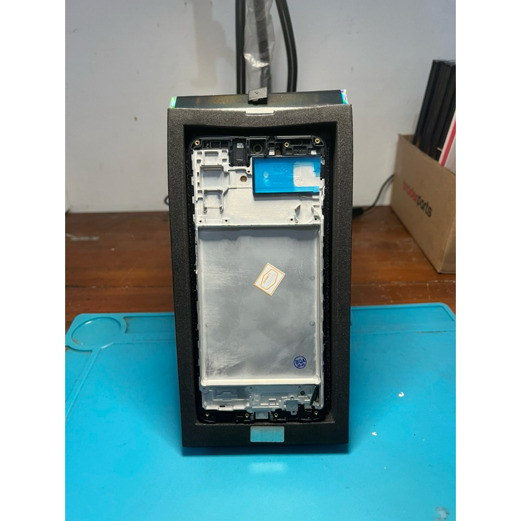 LCD OLED 1:1 + FRAME SAMSUNG GALAXY M51 / M515 AMOLED OG / MEETOO / ACEBUD BERGARANSI