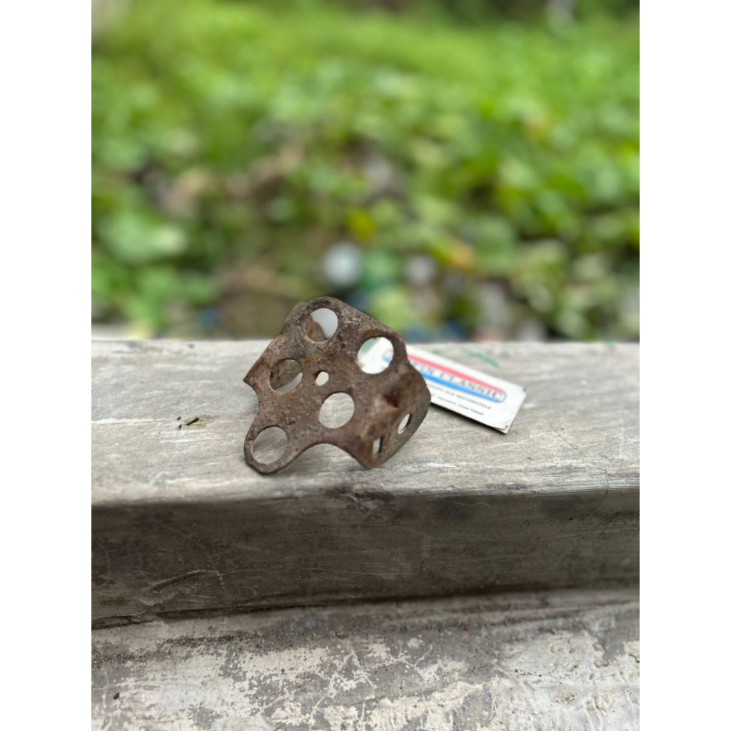 Breket dudukan sein reteng belakang Honda win original copotan