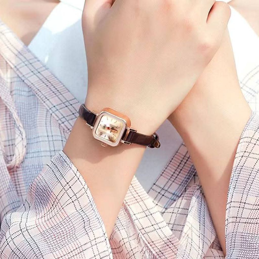 Jam tangan wanita cewek remaja analog