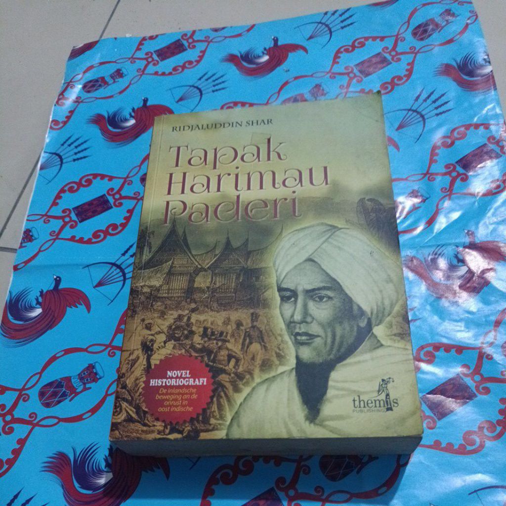 Novel Historiografi - Tapak Harimau Paderi