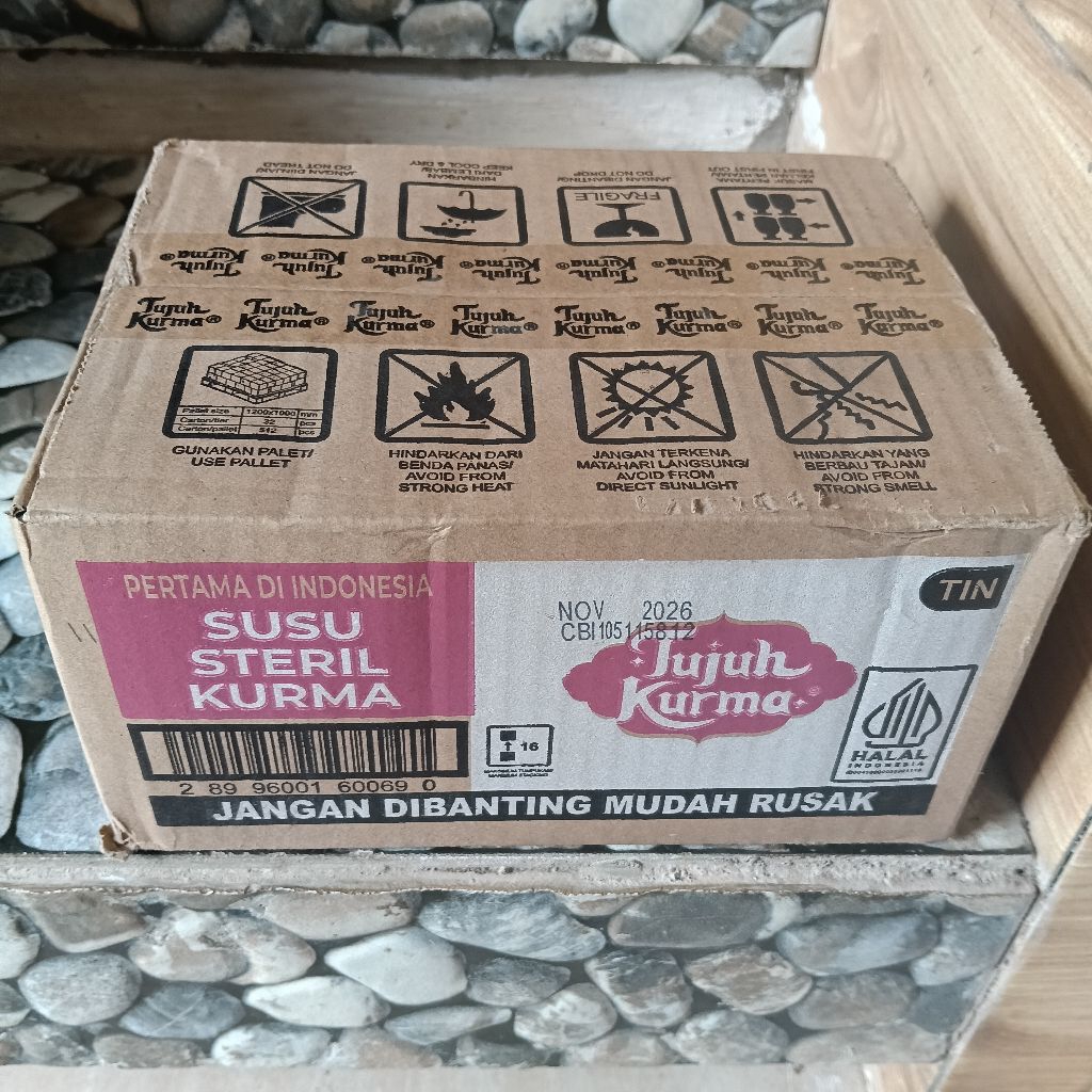 susu steril tujuh kurma (1dus isi 12 pcs )