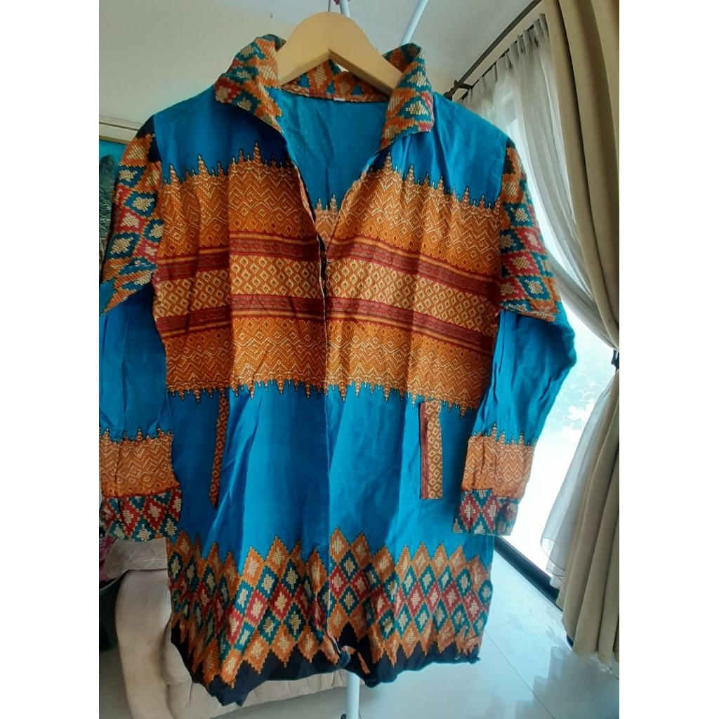 Baju Atasan Wanita ( Size LD 100 P 75 ) Preloved Second Branded
