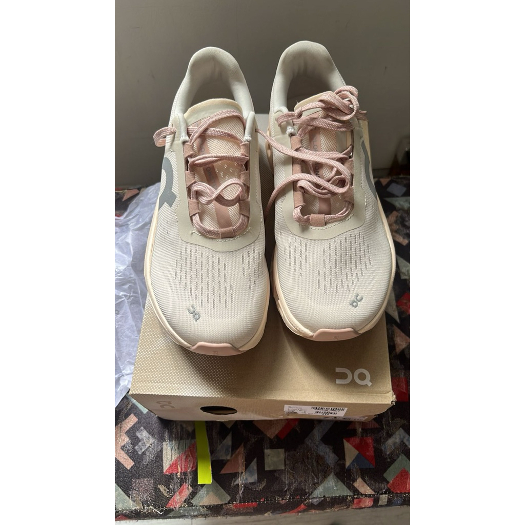 On Cloudmonster Moon and Fawn