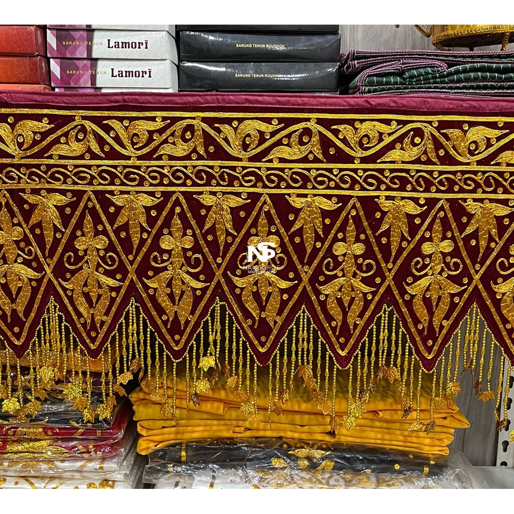 AYU-AYU UTAMA KASAB PELAMINAN ACEH/PELAMINAN KHAS ACEH/DEKOR