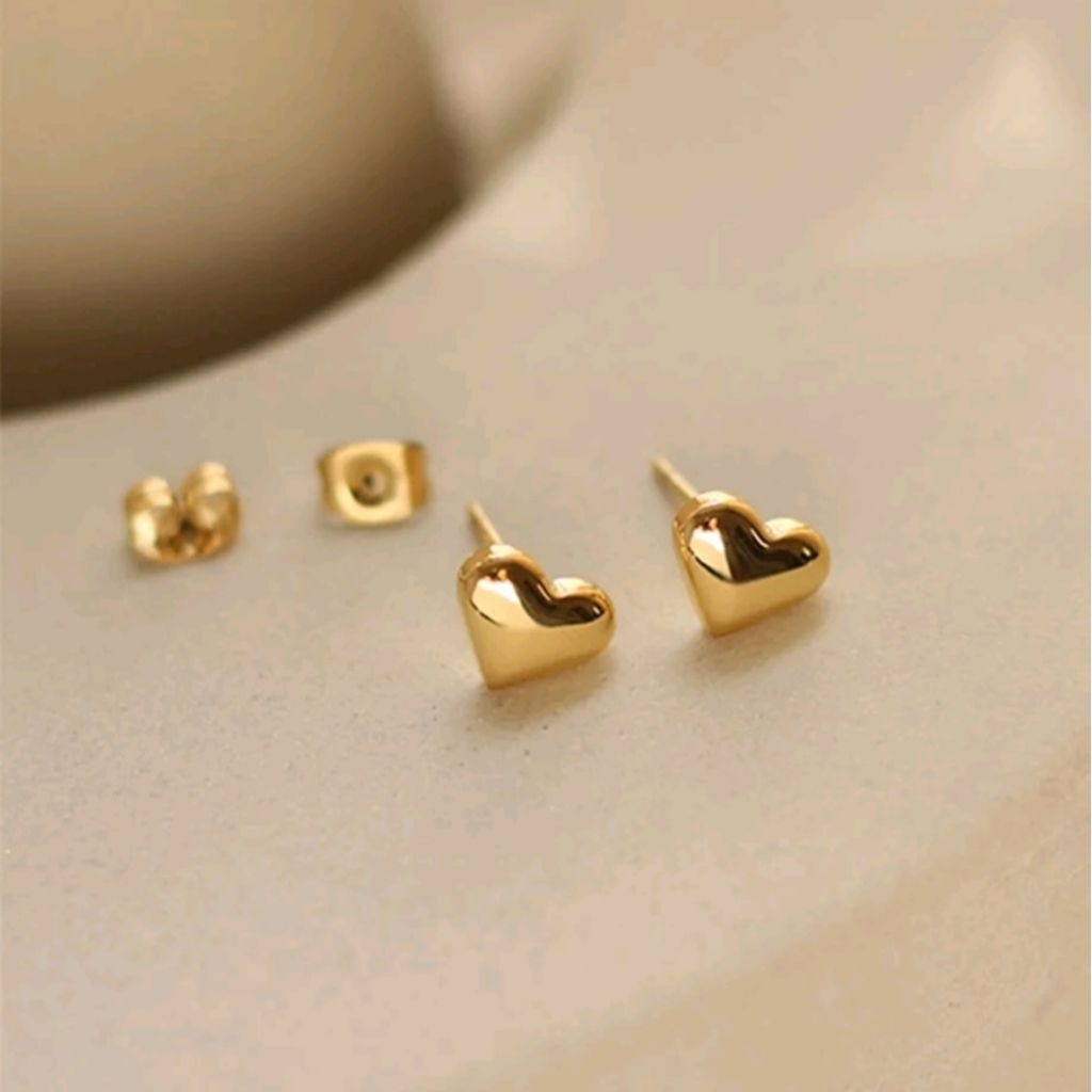 Re 03 Anting Tusuk Wanita Model Love Kecil Titanium Anting Titanium Anti Luntur Anti Karat Anting Wa