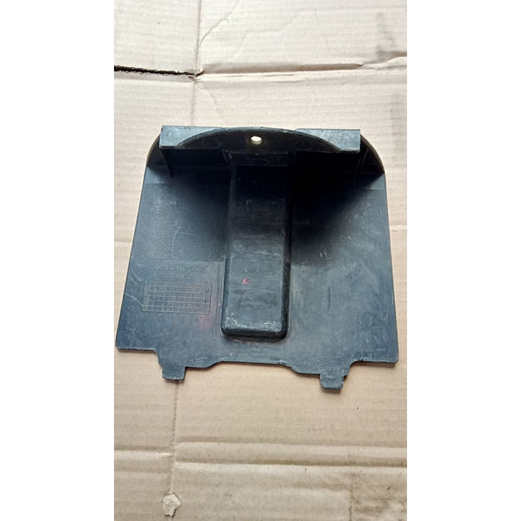 cover box tutup aki dalem jok smash New 110 original copotan