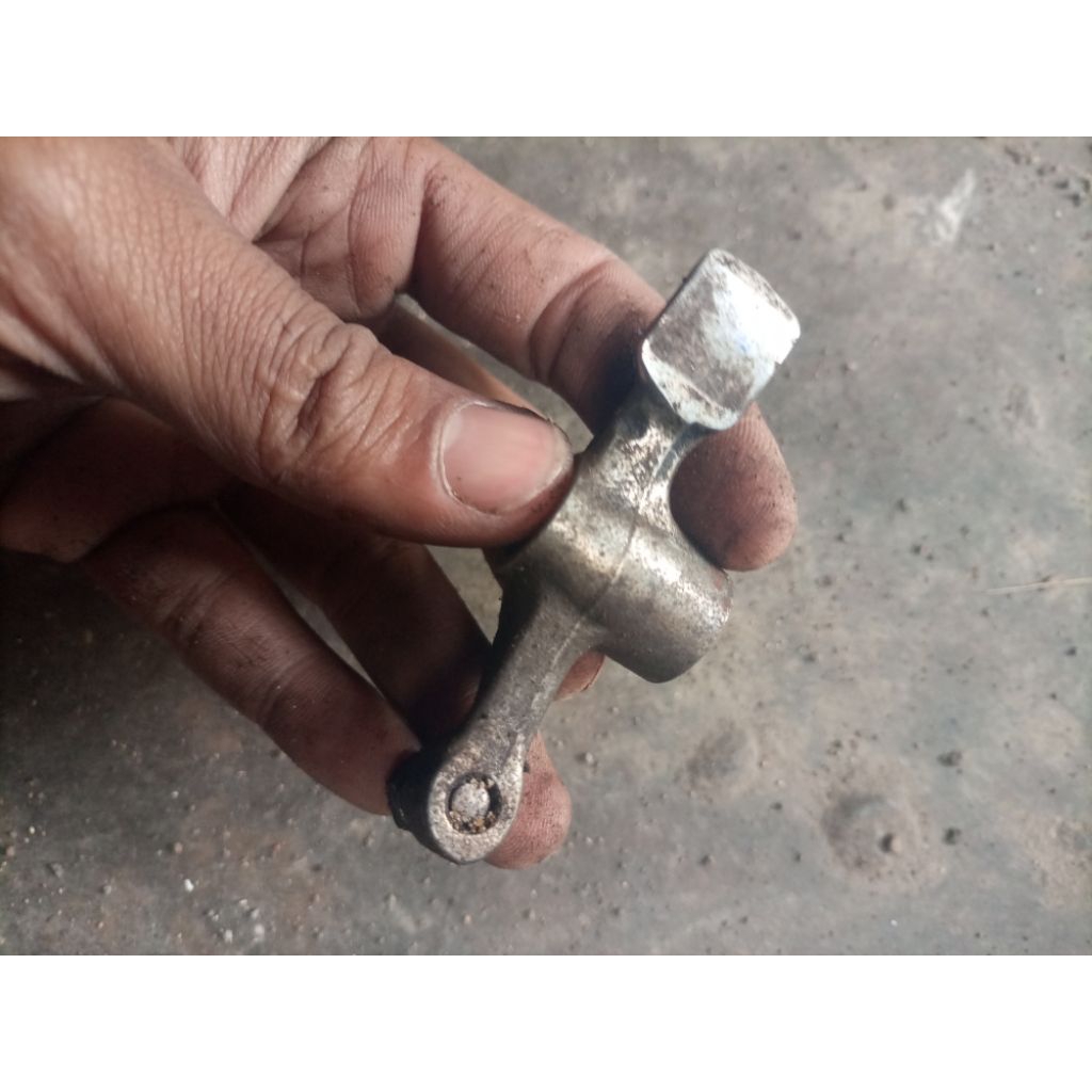 pelatuk rocker arm katup Valve Kawasaki Binter mercy Merzy Kz 200 kz200